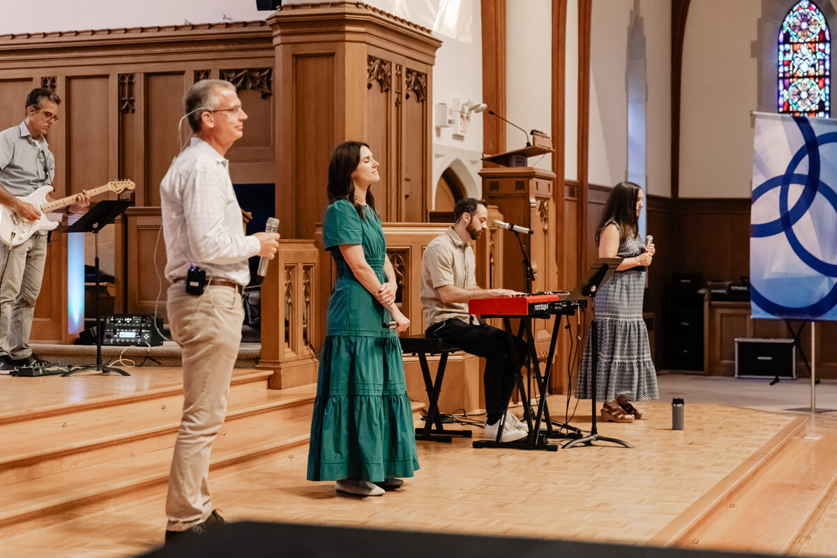 contemporary worshipband at the Village Church of Northbrook