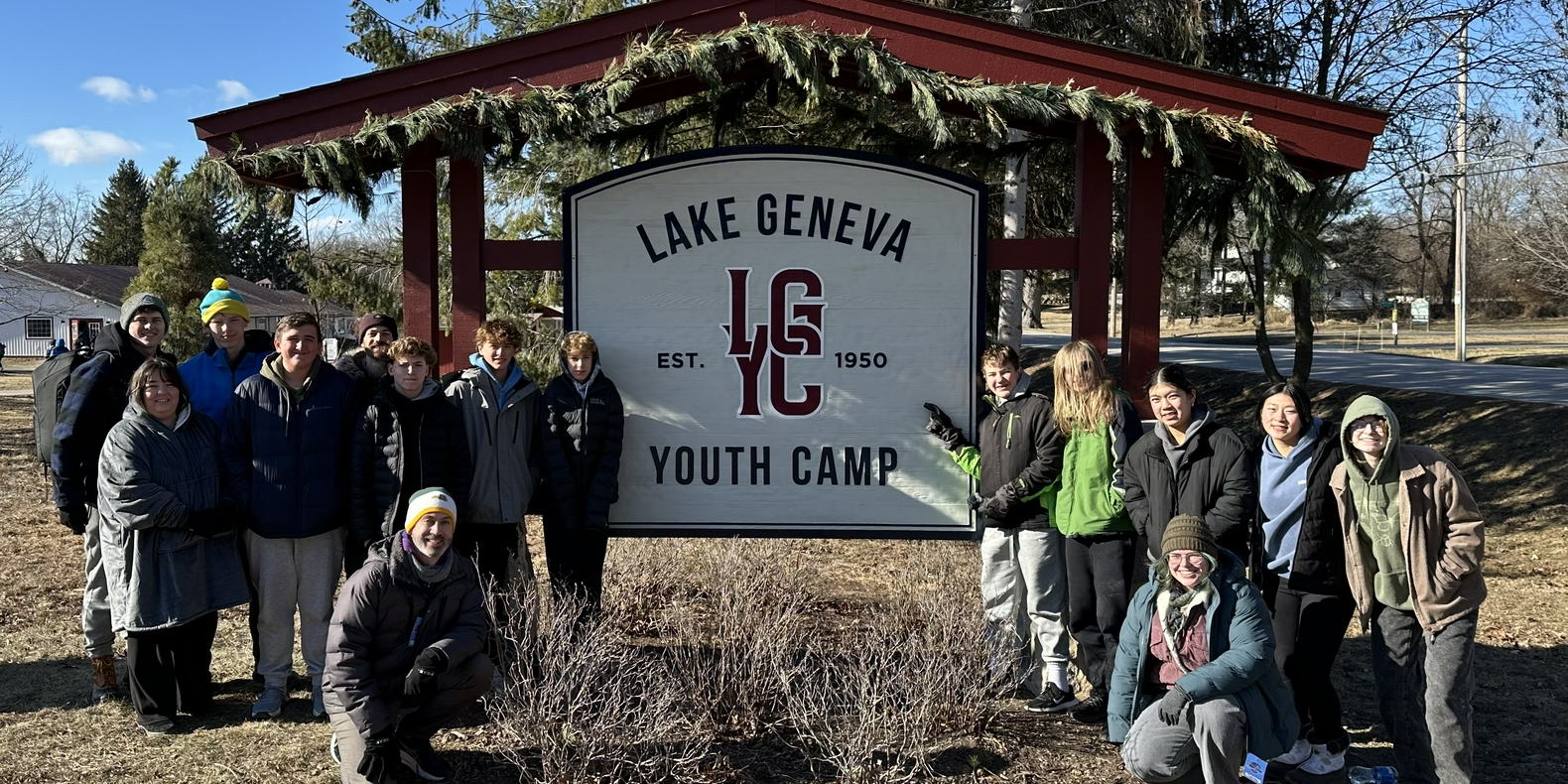 group of youth at Christian winter retreat
